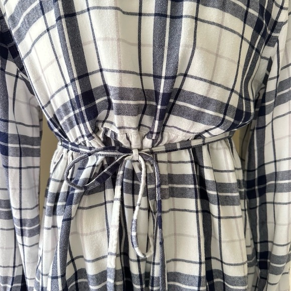 ISABEL MATERNITY Plaid Long Sleeve Button Down Empire Waist Flowy Blouse Size M - Picture 11 of 12